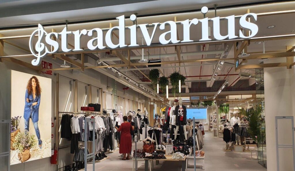 Stradivarius – Marka, która łączy elegancję z modą